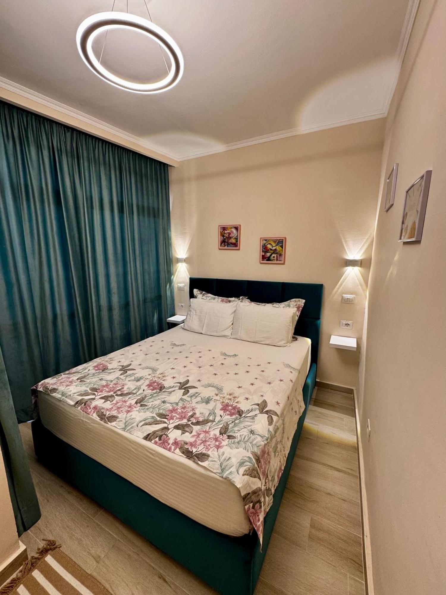Klar Apartment Few Steps From The Beach Durrës Exteriör bild
